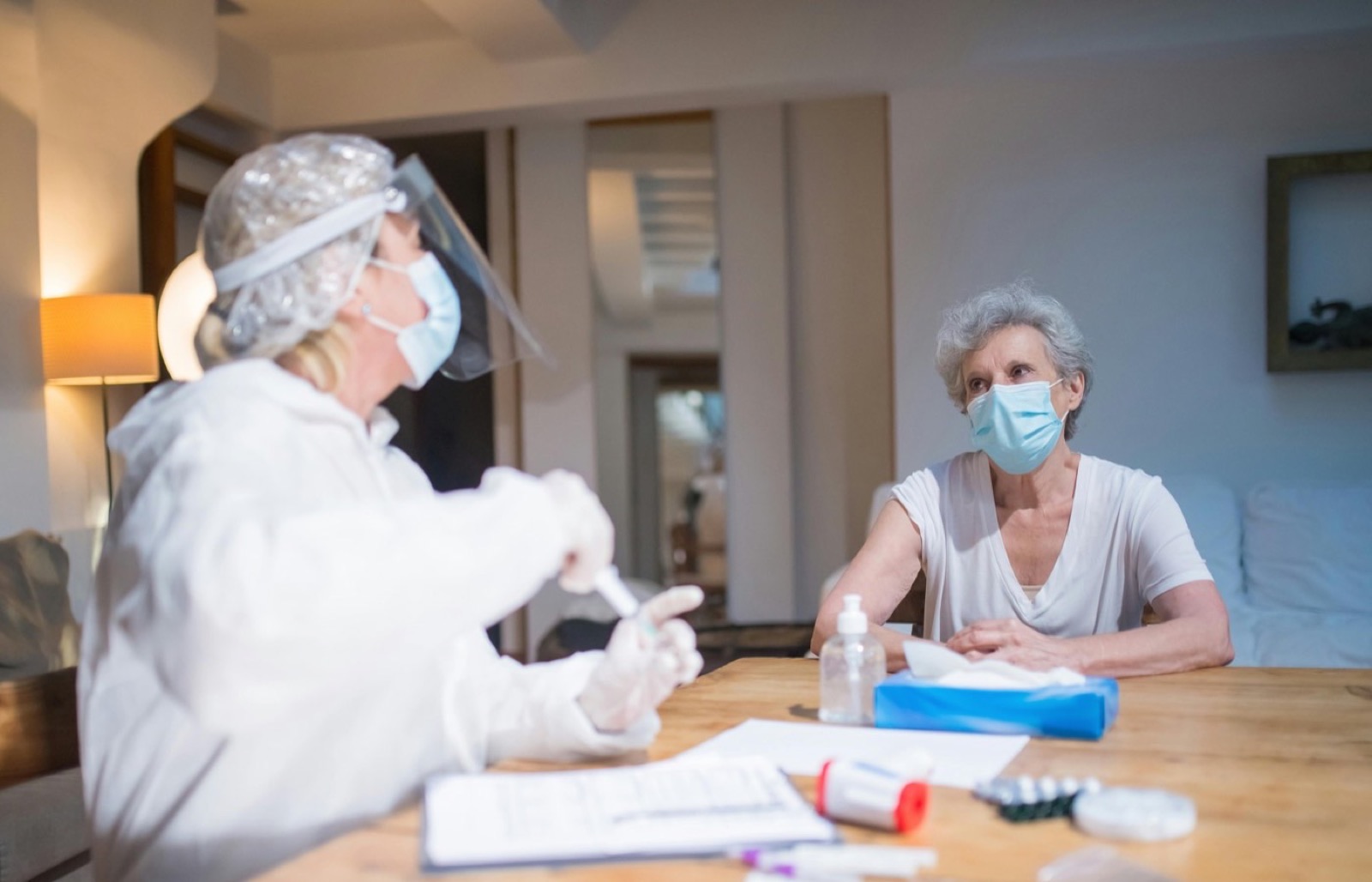 Consulta medica de preparacion y revision de plan antes de una intervencion.